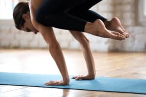 Yoga pour sportifs : développer la flexibilité et la récupération